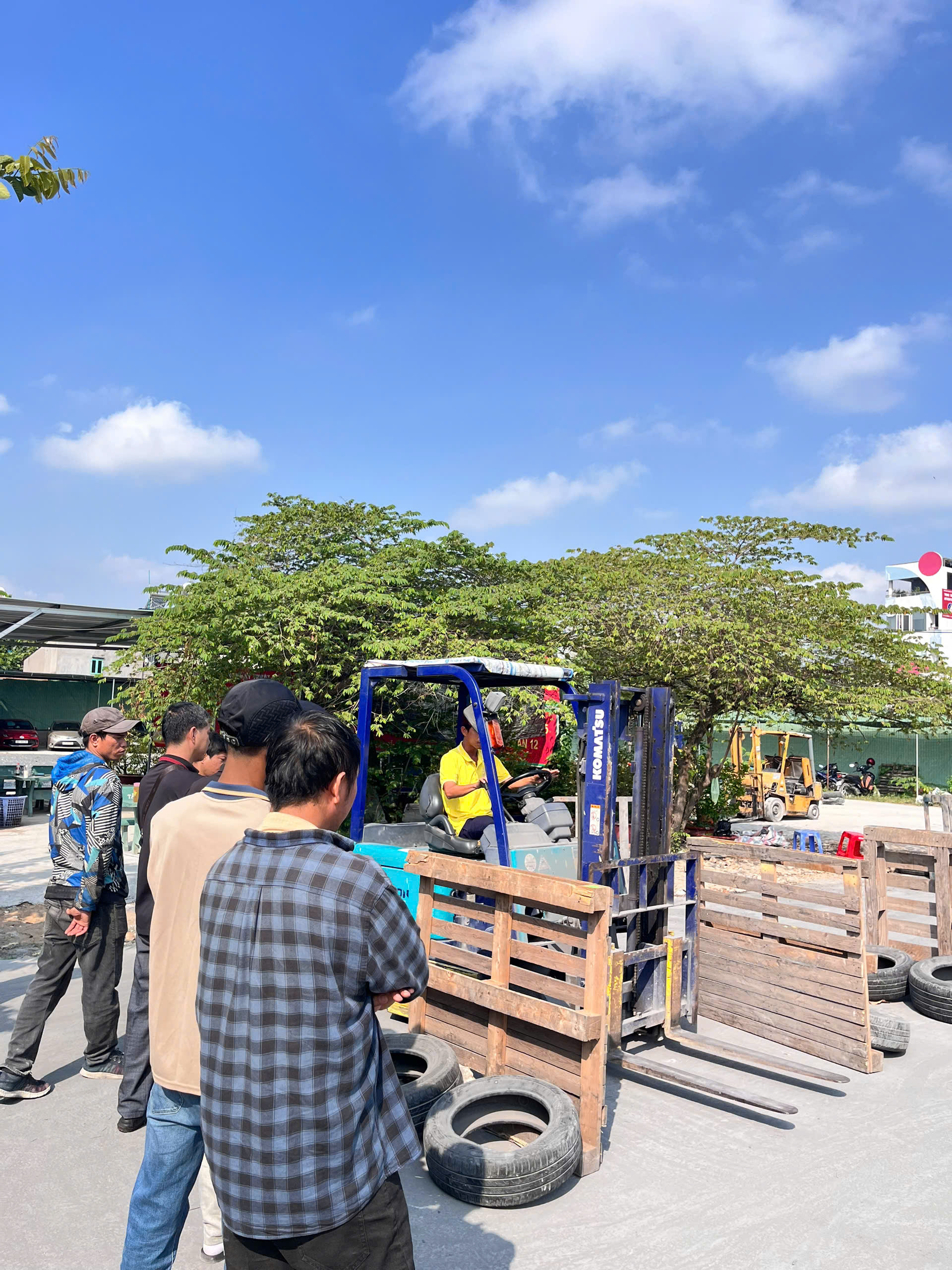 HỌC LÁI XE NÂNG HÀNG - HỌC NHỮNG GÌ?